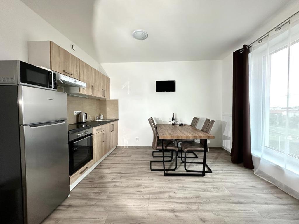 Sky Apartments 509 Pilsen Exterior photo